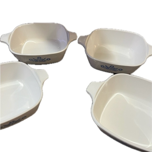 Corning ware P-41-B 12oz. made in USA White Dishes with Blue Cornflower (4) - Picture 7 of 10